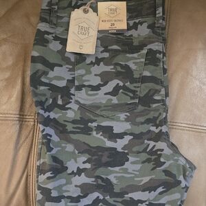 True Craft Camouflage Print Jeans